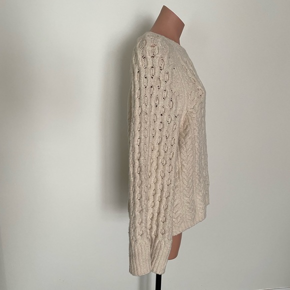 Cotton bouclé cable-knit sweater - Picture 8 of 8